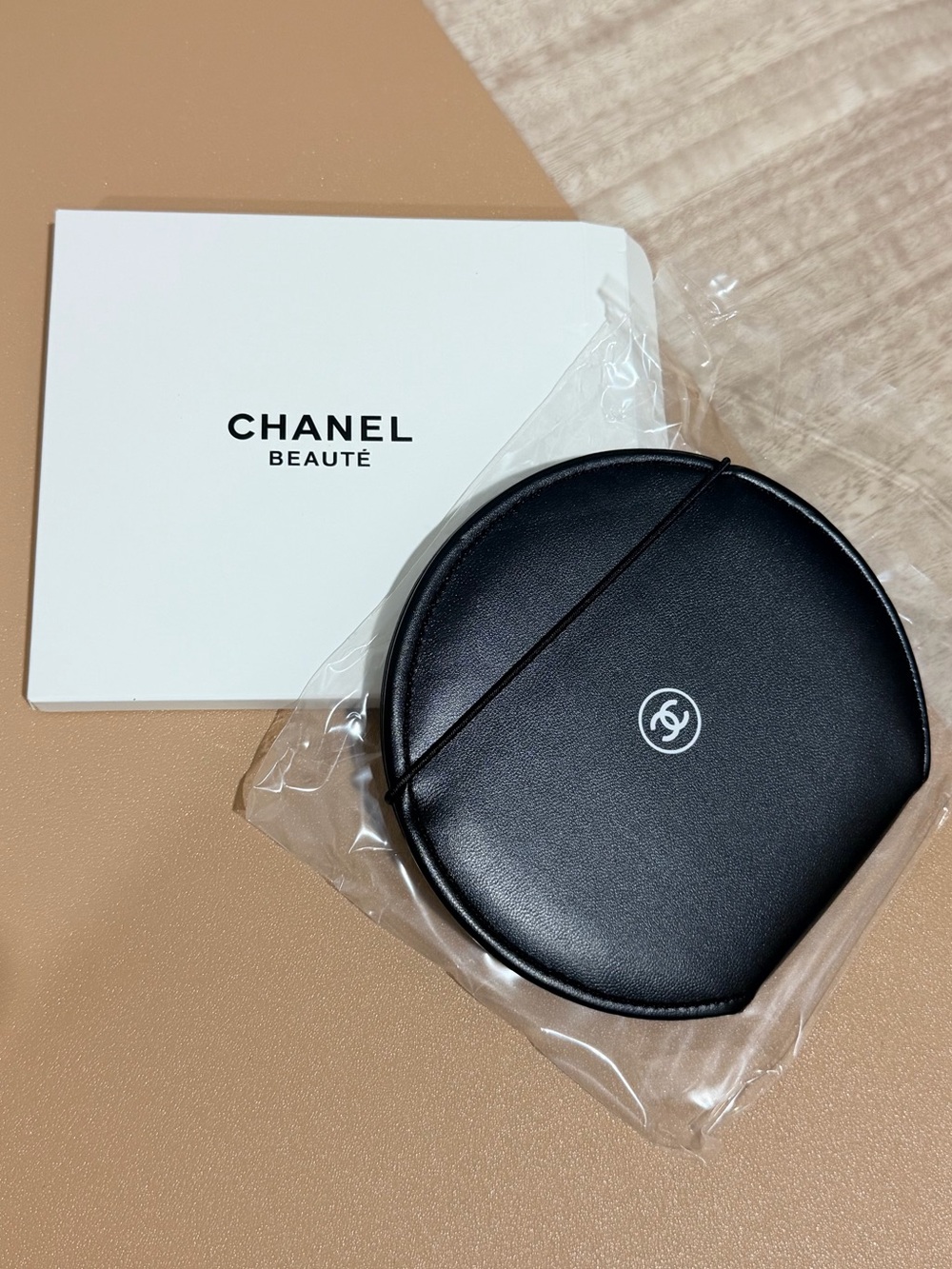 GWP Chanel Beaute Folding stand mirror Black White Novelty Limited w/Box